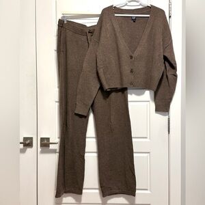 GAP Tall Cashsoft Cropped Cardigan, Tank & Straight Sweater Pant Matchin…